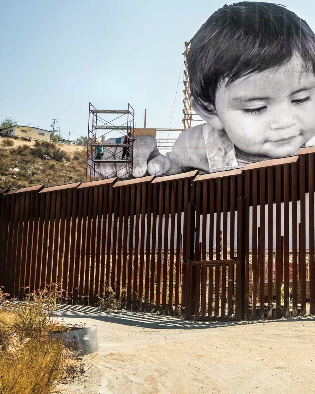 Instagram post from cartografia.sur. This post is in position 4.